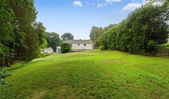 25 Hillview Ave, North Smithfield, RI 02896