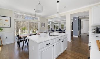 161 Stony Ln, North Kingstown, RI 02852