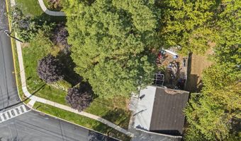 11 Leesville Ave, Avenel, NJ 07001