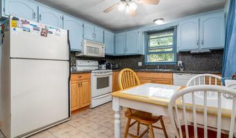 81 Shippee Rd, East Greenwich, RI 02818