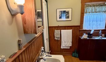 28 Murray St, Burlington, VT 05401