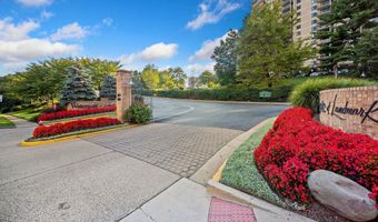 307 YOAKUM Pkwy 1506, Alexandria, VA 22304