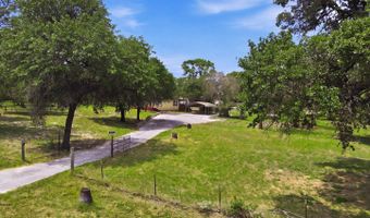 1027 Bluebonnet, Adkins, TX 78101