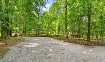 3330 Shamrock Ln, Birdseye, IN 47513