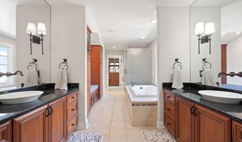 1100 Skyevale Dr NE, Ada, MI 49301