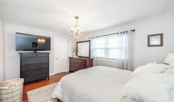 230 Avenue A, Bayonne, NJ 07002