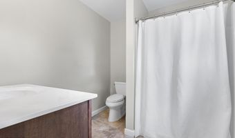 645 Beach Ave, Beachwood, NJ 08722