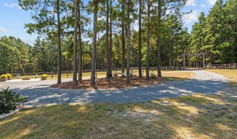 514 Pasture Cir, Aberdeen, NC 28315