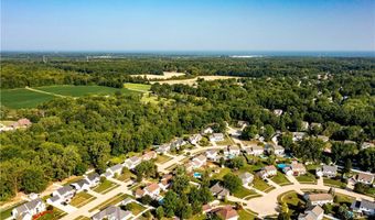 1050 Coopers Run, Amherst, OH 44001