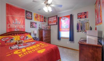 12448 NW Blackwood Dr, Adrian, MO 64720