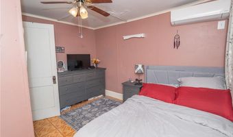 101 Collins St, Attleboro, MA 02703