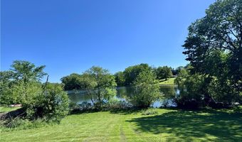 887-889 Colony Dr, Aurora, OH 44202