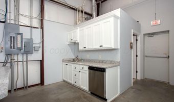 8501 SW 34TH Ave 300, Amarillo, TX 79121