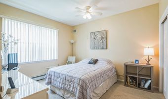 19 Fountain View Dr, Barnegat, NJ 08005