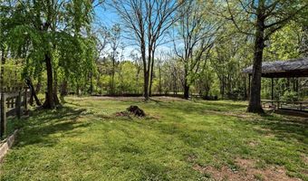 844 Rainbow Rd, Advance, NC 27006