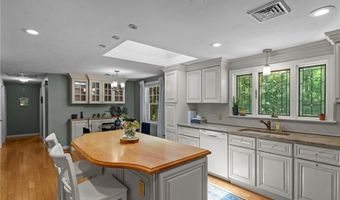 55 Atherton Rd, East Greenwich, RI 02818