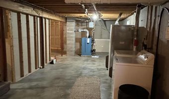 95 Sanford Street St, Bangor, ME 04401