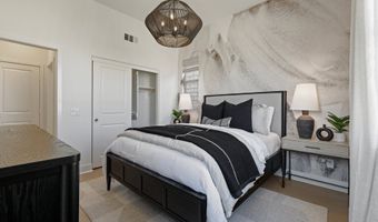 748 Edward Scholle Dr, Camarillo, CA 93010