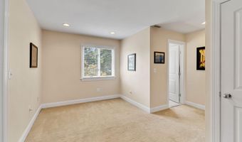 7578 BEACH Dr, Pasadena, MD 21122