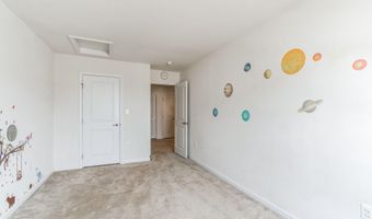 41673 MCMONAGLE Sq, Aldie, VA 20105