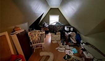32 Hopkins Ter, Cumberland, RI 02864