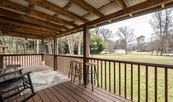 29 Breedlove Dr, Andrews, NC 28901