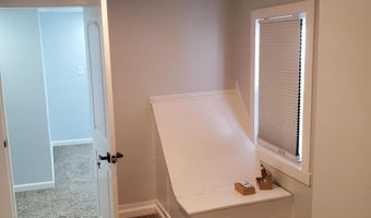 8 S GOVERNORS Ave, Dover, DE 19904