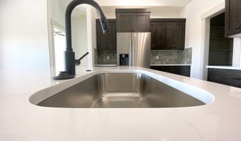 5906 Macrae Dr, Idaho Falls, ID 83402