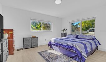 733 OVERLOOK Dr, Apopka, FL 32703