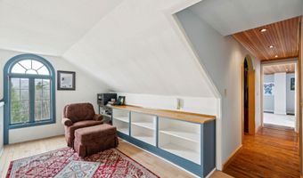 441 Rhoades Hill Rd, Barnard, VT 05031