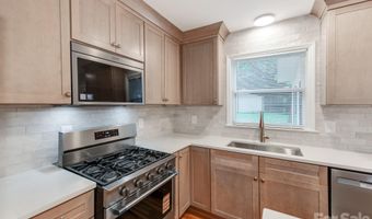 3326 Bonneville Dr, Charlotte, NC 28205