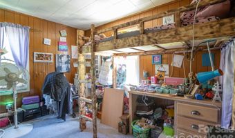 1424 Bear Creek Rd, Bakersville, NC 28705