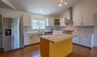 1588 Sunrise Rd, Bonners Ferry, ID 83805