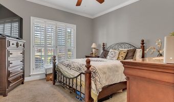 1711 River Pointe Dr, Albany, GA 31707