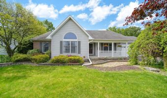 3395 Hartley Dr, Adrian, MI 49221