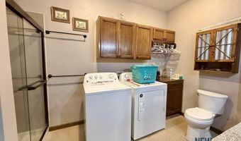 102 Doporto Ct, Carlsbad, NM 88220