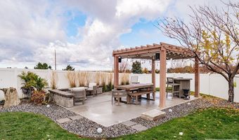 6369 E Tower Castle Loop, Ammon, ID 83406