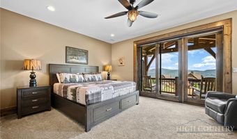 6 Valley Watch Ct, Banner Elk, NC 28604
