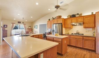 15515 Chole Rd, Apple Valley, CA 92307