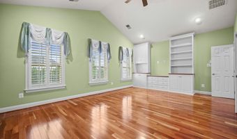 43032 LA RIVA Dr, Ashburn, VA 20148