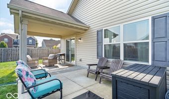 892 Coralberry Ln, Greenwood, IN 46143