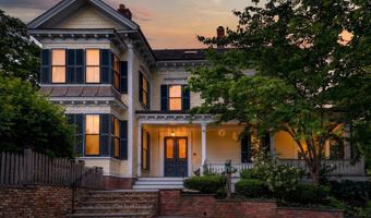 55 Academy St, Arlington, MA 02476