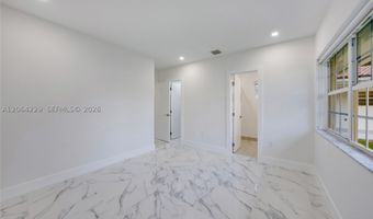 52 Camden Dr, Bal Harbour, FL 33154