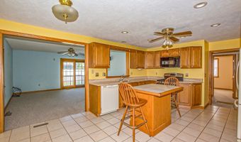 60 S Alhambra Cir, Agawam, MA 01001