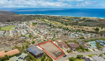 132 Hoolako Pl, Honolulu, HI 96825