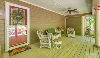 14 Shelton Branch Rd, Barnardsville, NC 28709