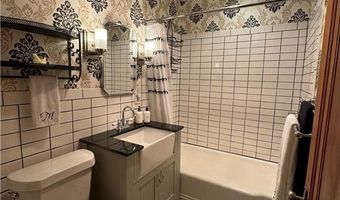 395 Broadway St W, Akeley, MN 56433