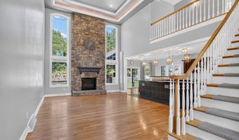 5 Normandy Sq, Guilderland, NY 12009