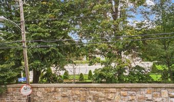 485 Spring St, Newport, RI 02840