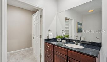 210 Old Plantation Dr, Beaufort, SC 29907